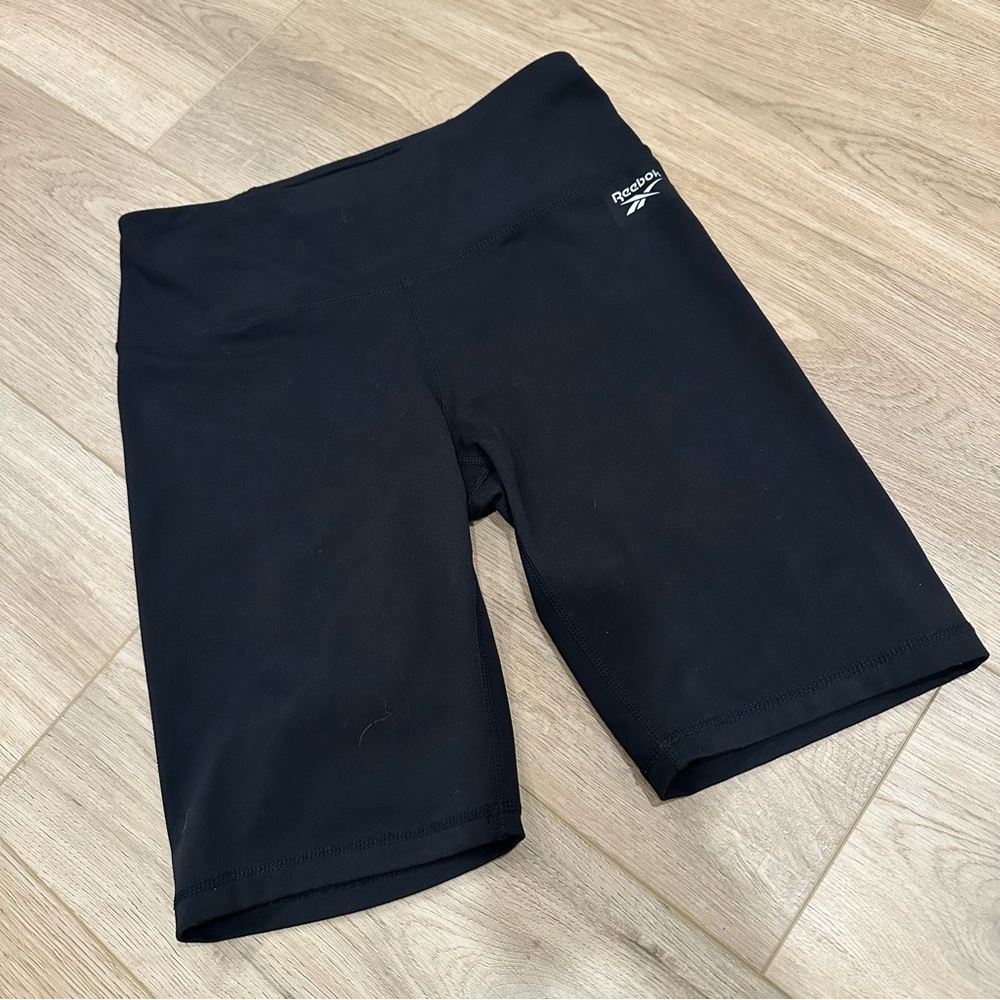 Reebok Women's Black Bike Shorts M